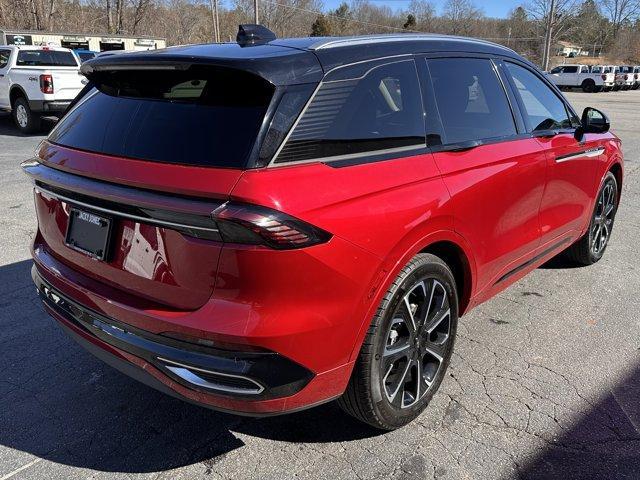 used 2025 Lincoln Nautilus car