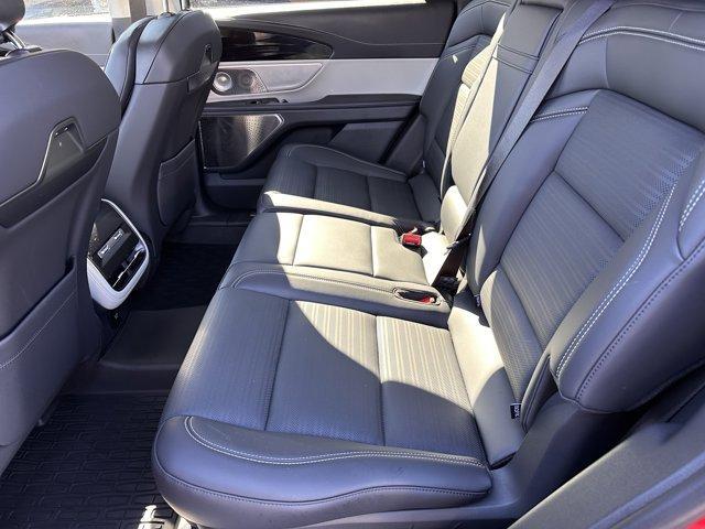 used 2025 Lincoln Nautilus car