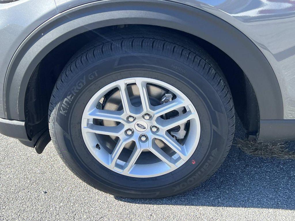 new 2026 Ford Explorer car, priced at $42,825