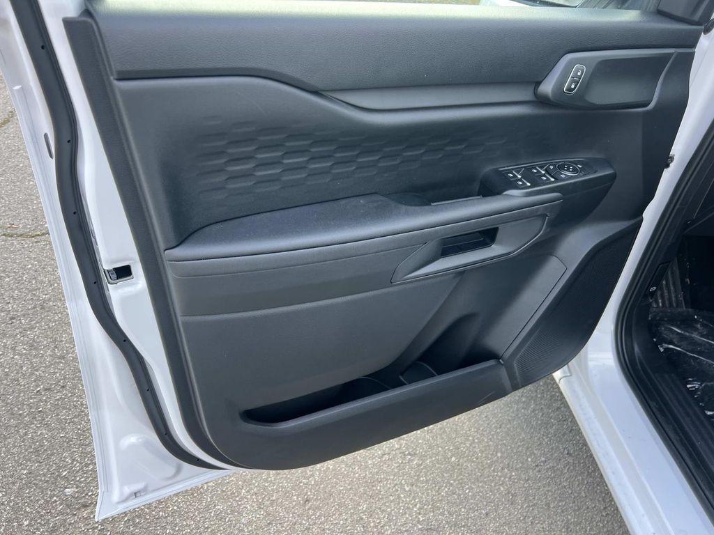 new 2025 Ford Ranger car, priced at $35,995