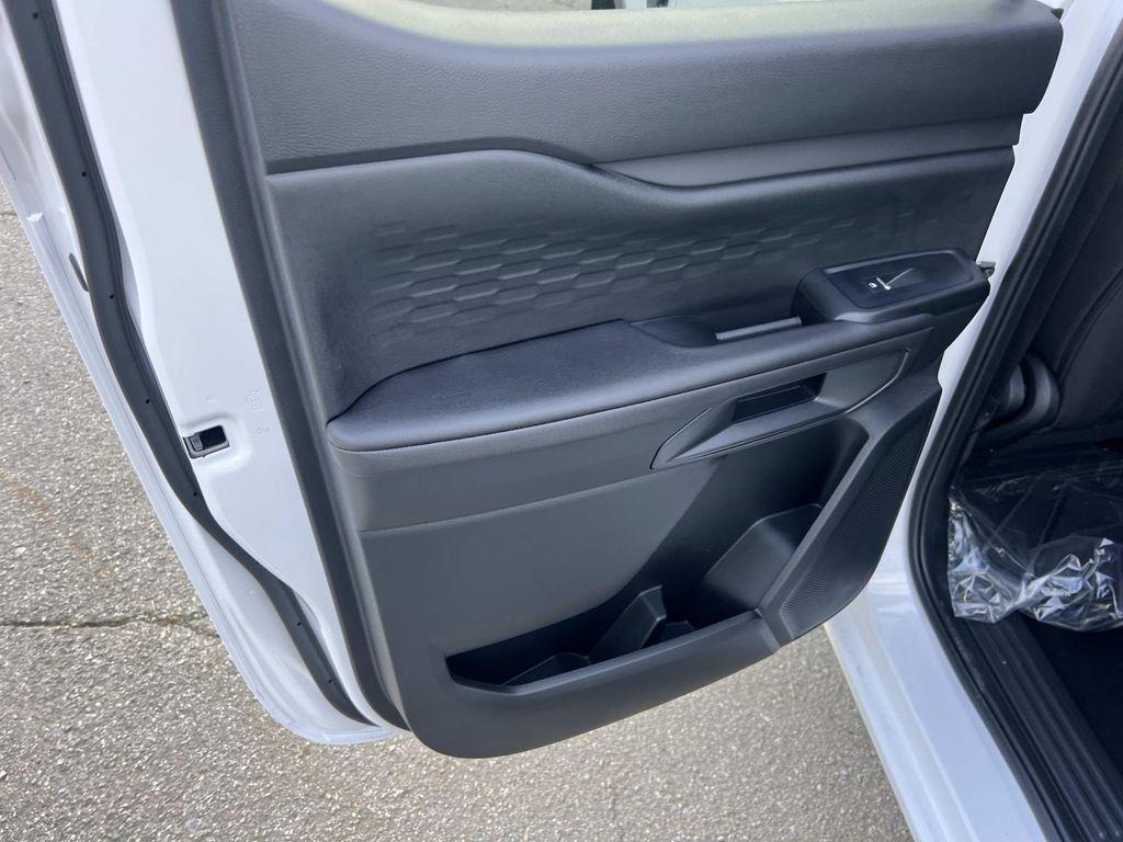 new 2025 Ford Ranger car, priced at $35,995