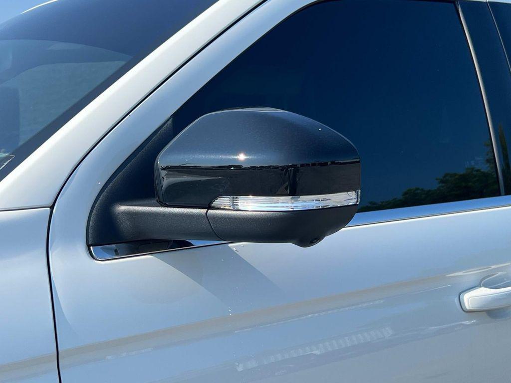 new 2025 Ford Expedition Max car, priced at $87,035