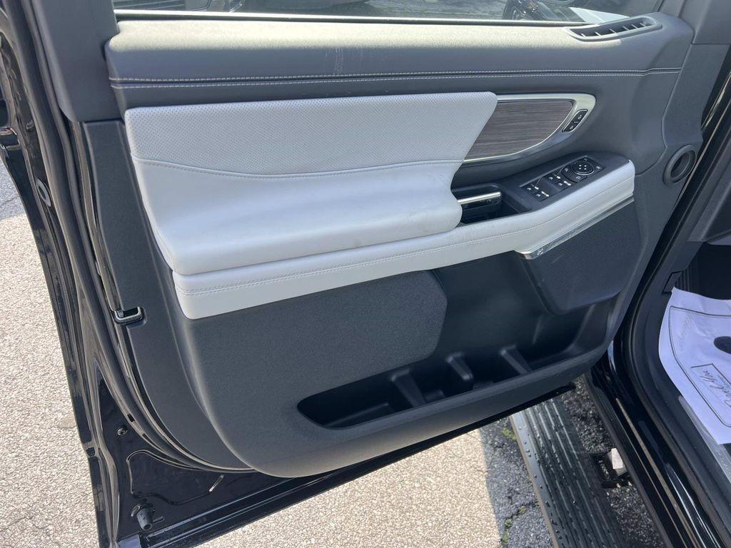 new 2026 Ford Expedition Max car, priced at $93,520