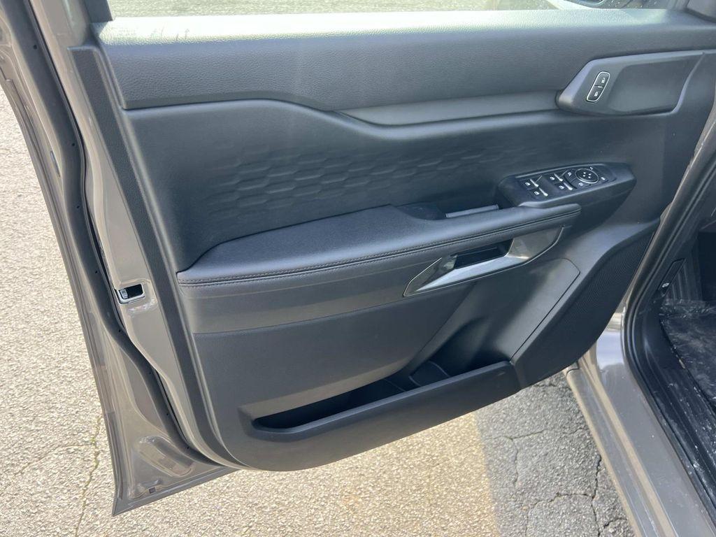 new 2025 Ford Ranger car, priced at $41,860