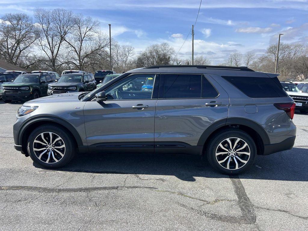 new 2026 Ford Explorer car, priced at $43,360