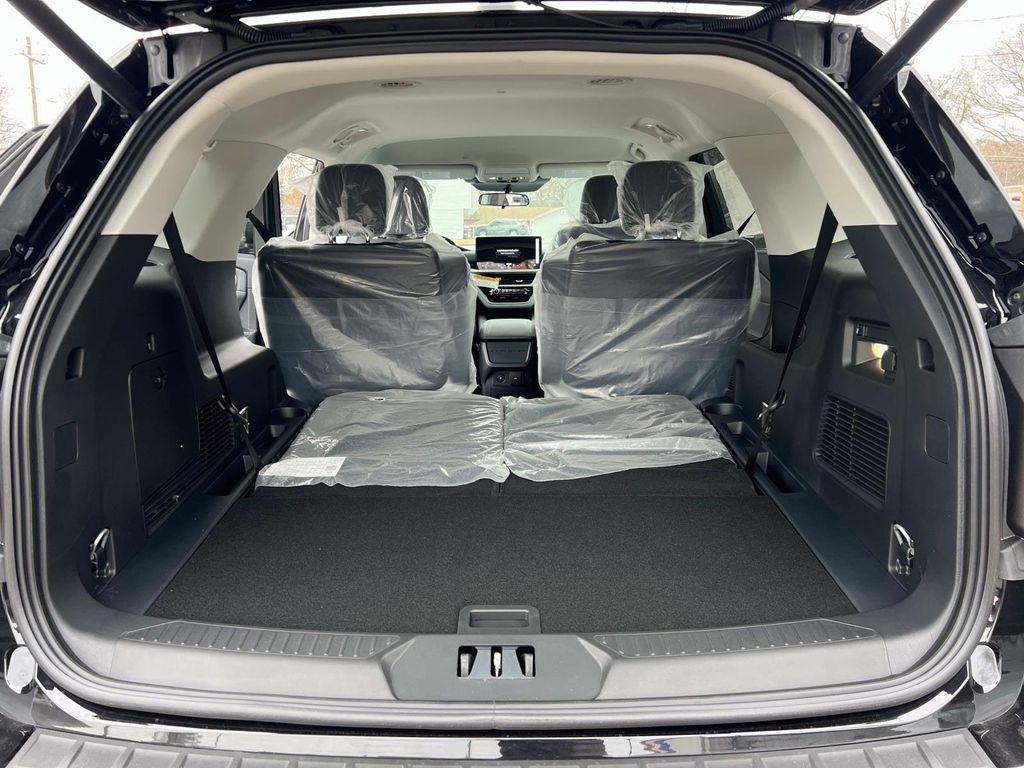new 2026 Ford Explorer car, priced at $36,078