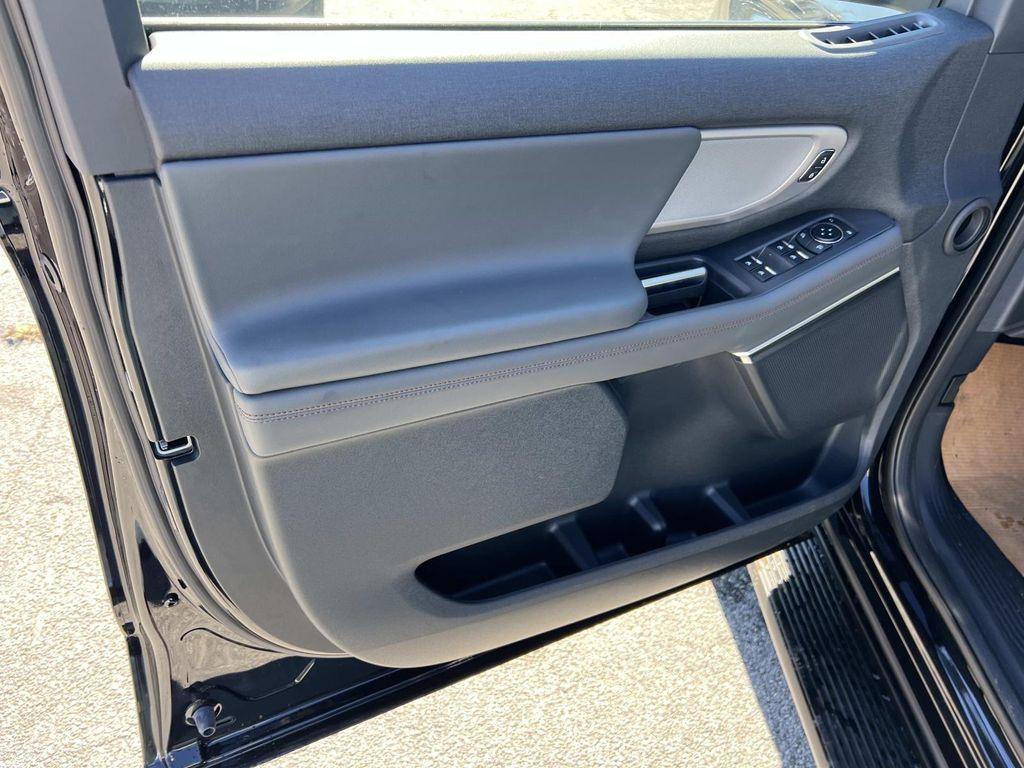 new 2025 Ford Expedition Max car, priced at $69,840