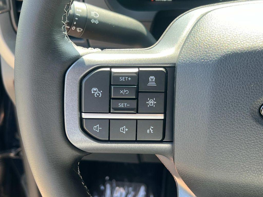 new 2025 Ford F-150 car, priced at $51,674