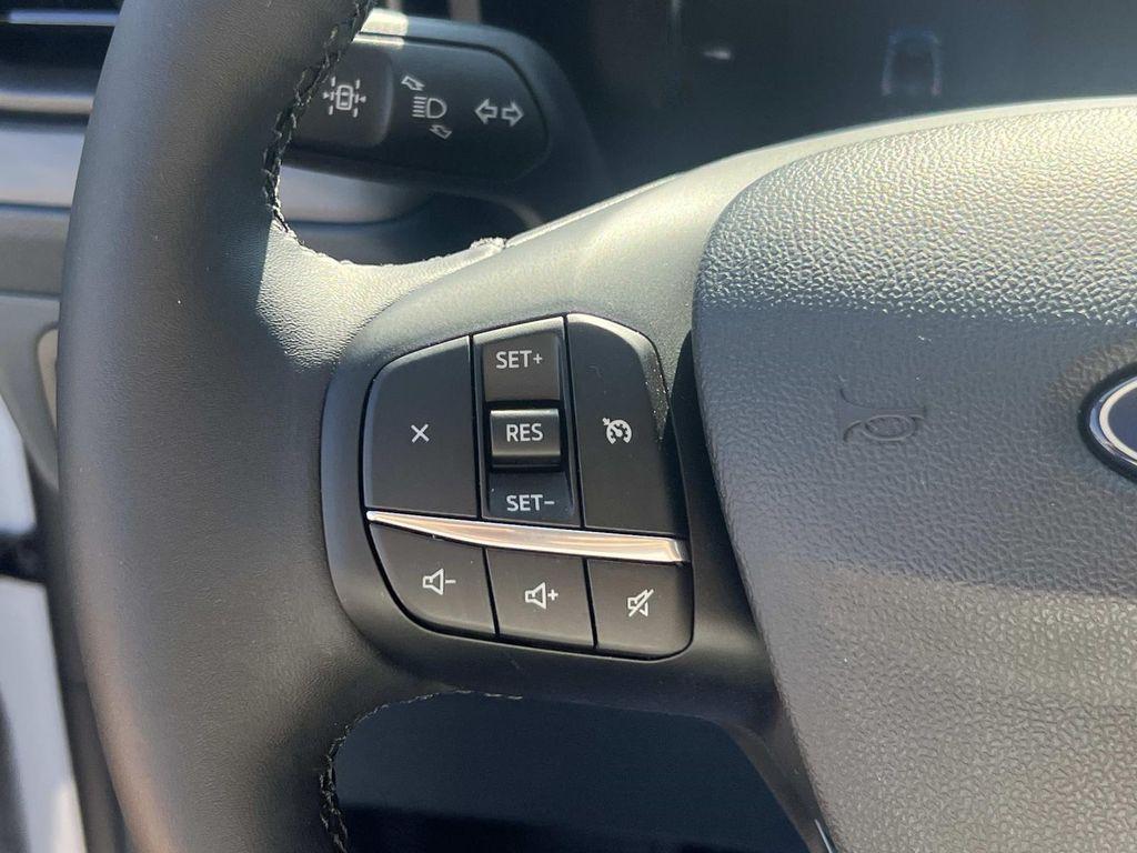 new 2025 Ford Maverick car, priced at $38,760