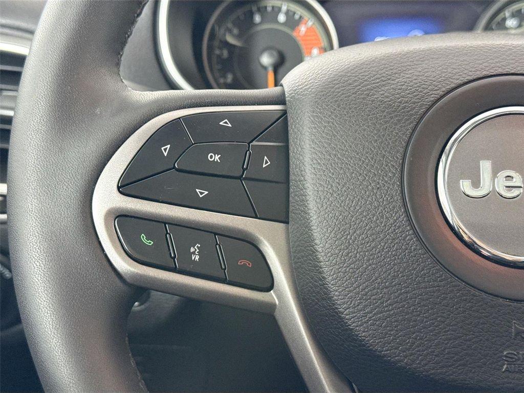 used 2022 Jeep Cherokee car, priced at $27,500