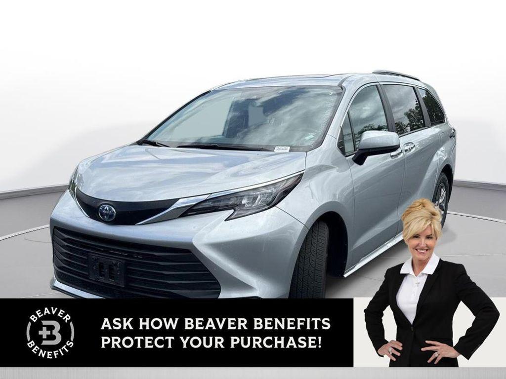 used 2025 Toyota Sienna car, priced at $47,500