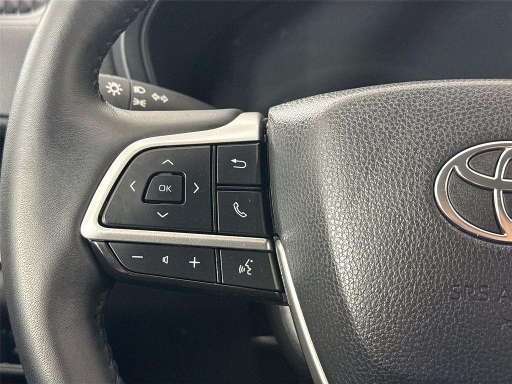 used 2025 Toyota Grand Highlander car, priced at $46,500