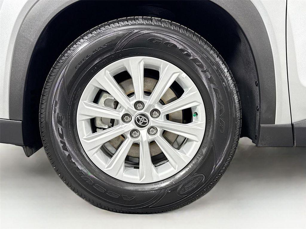 used 2025 Toyota Grand Highlander car, priced at $46,500