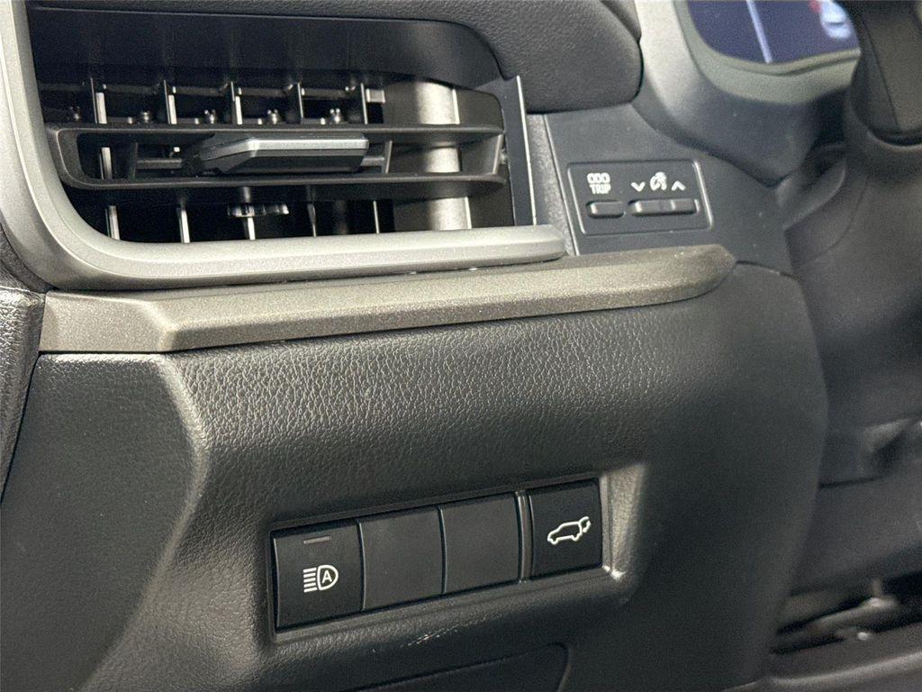 used 2025 Toyota Grand Highlander car, priced at $46,500