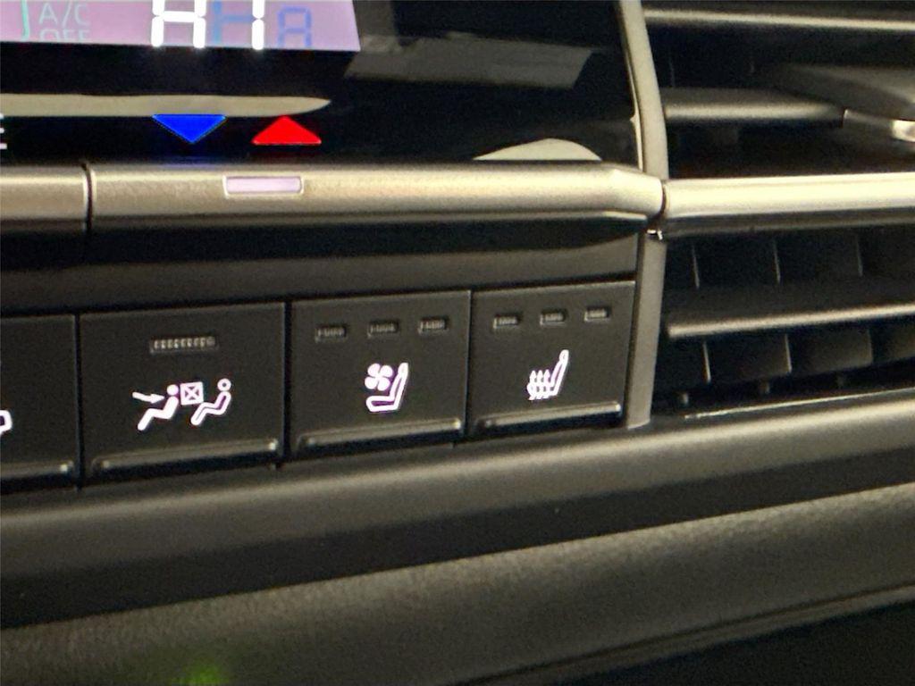 used 2025 Toyota Sienna car, priced at $64,000