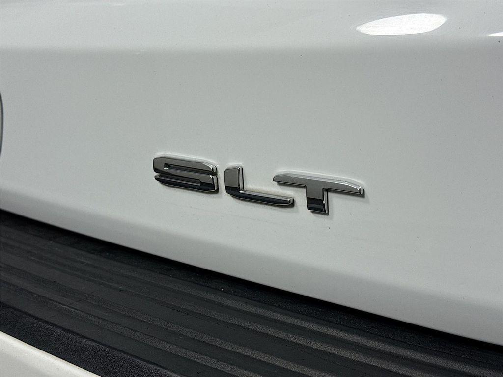 used 2024 GMC Yukon XL car, priced at $58,500