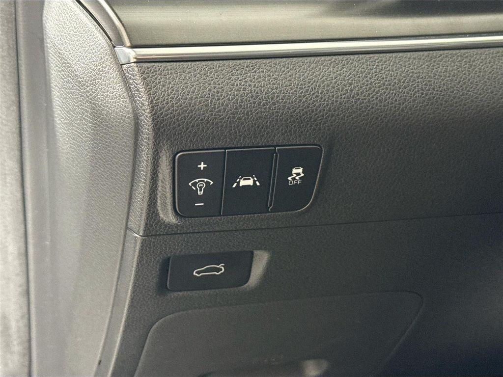 used 2021 Kia K5 car, priced at $25,500