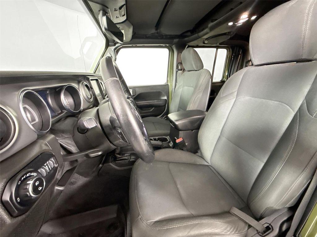 used 2021 Jeep Gladiator car, priced at $29,000