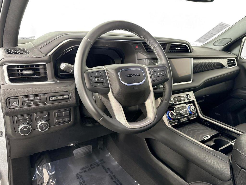 used 2024 GMC Yukon car, priced at $73,000