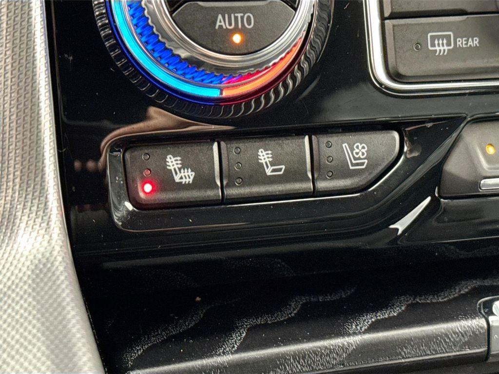 used 2024 GMC Yukon car, priced at $73,000