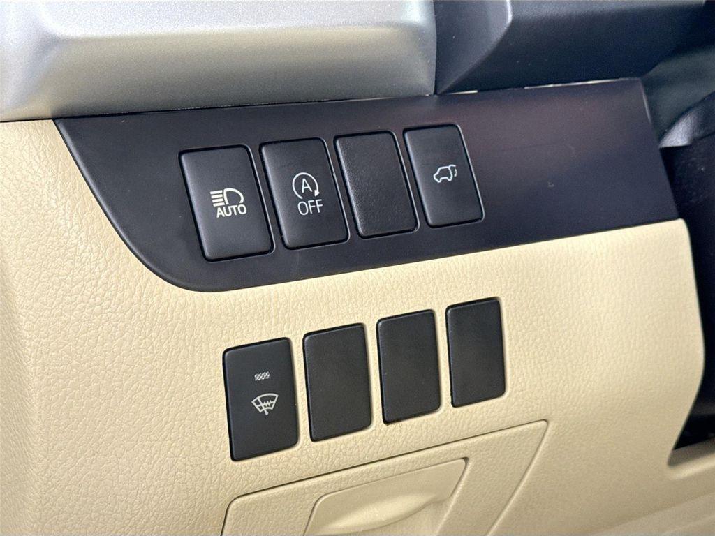 used 2018 Toyota Highlander car, priced at $20,000
