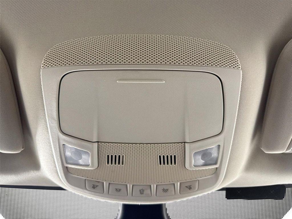 used 2023 Ford Edge car, priced at $22,000