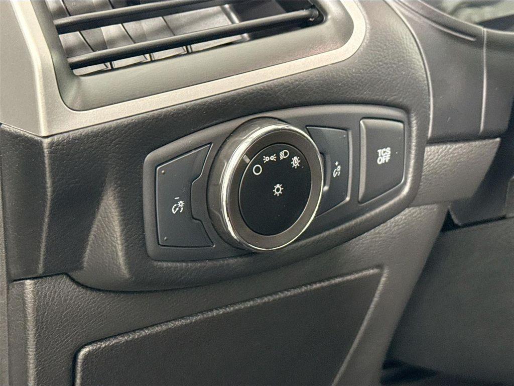 used 2023 Ford Edge car, priced at $22,000