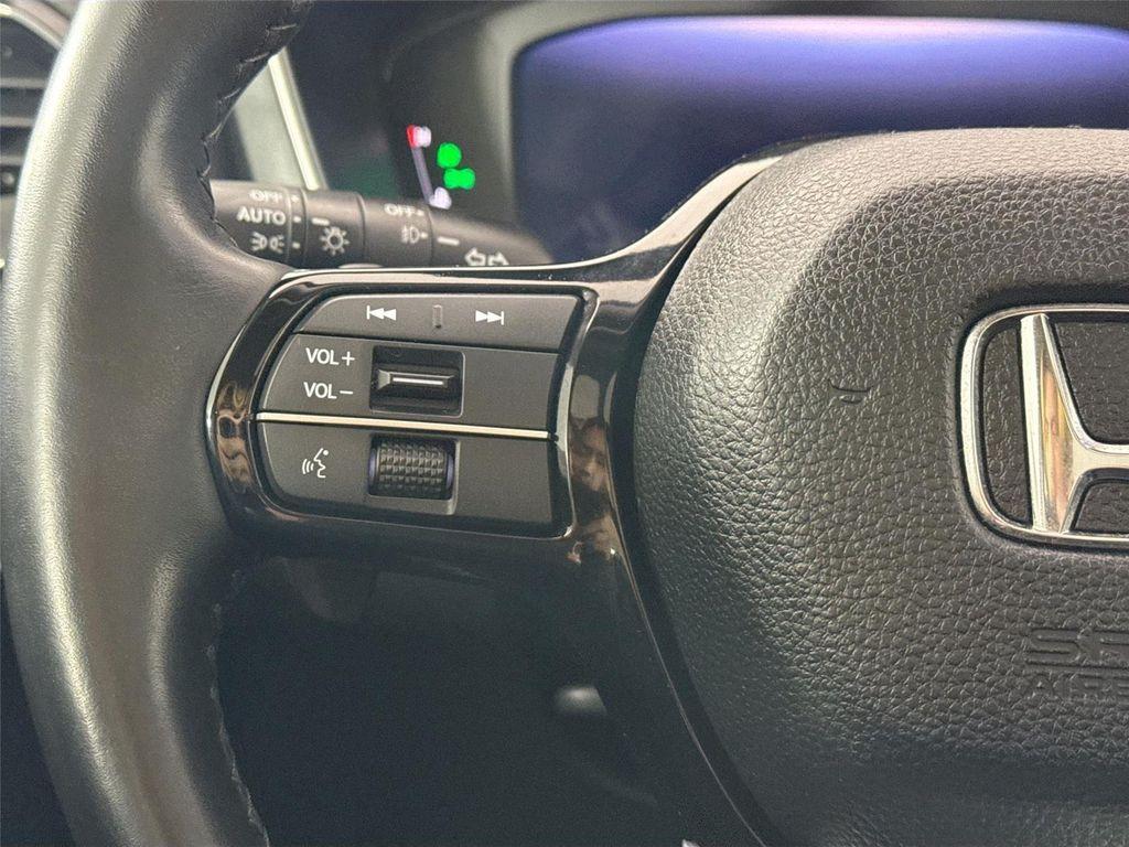 used 2023 Honda Pilot car, priced at $43,000