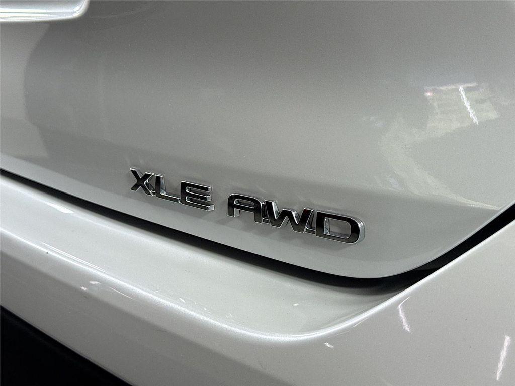 used 2025 Toyota Highlander car, priced at $47,500