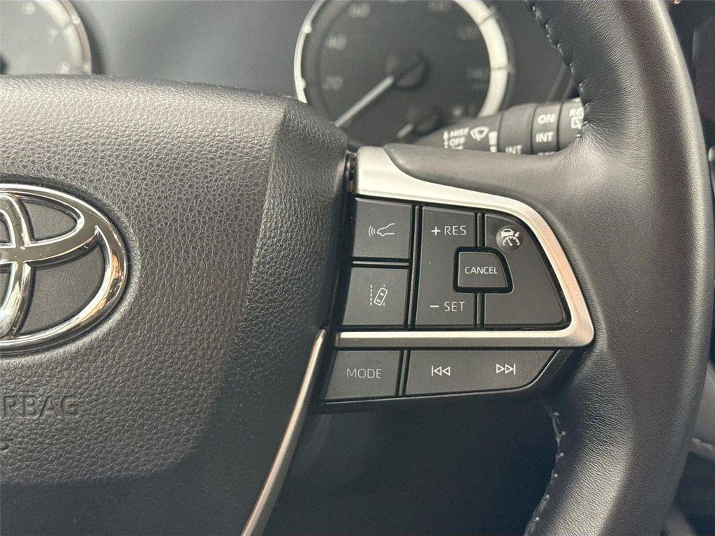 used 2024 Toyota Highlander car, priced at $37,000