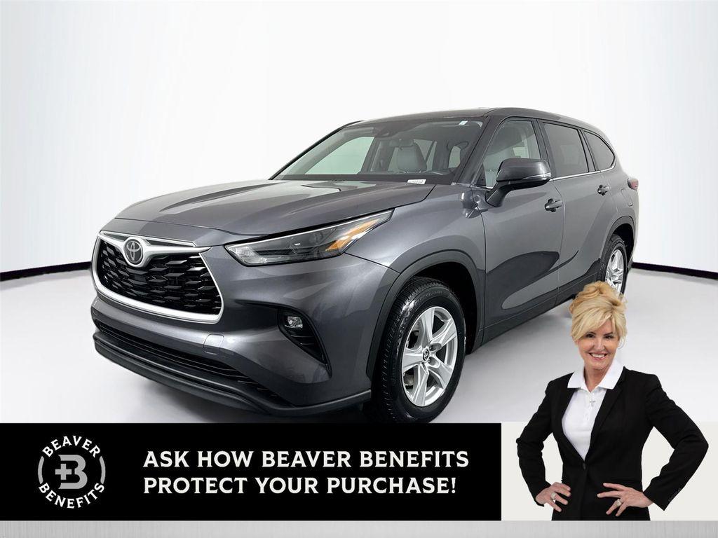 used 2023 Toyota Highlander car, priced at $33,000