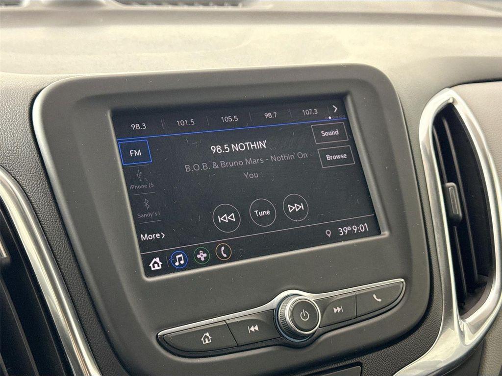 used 2021 Chevrolet Equinox car, priced at $17,000