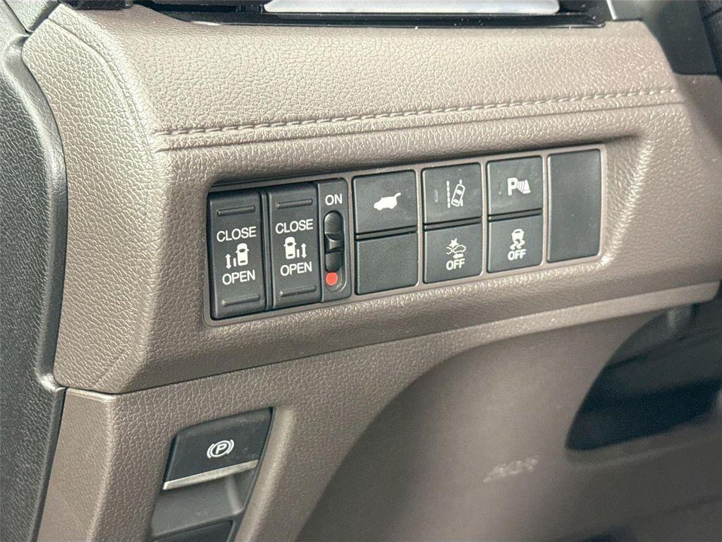 used 2018 Honda Odyssey car, priced at $23,500