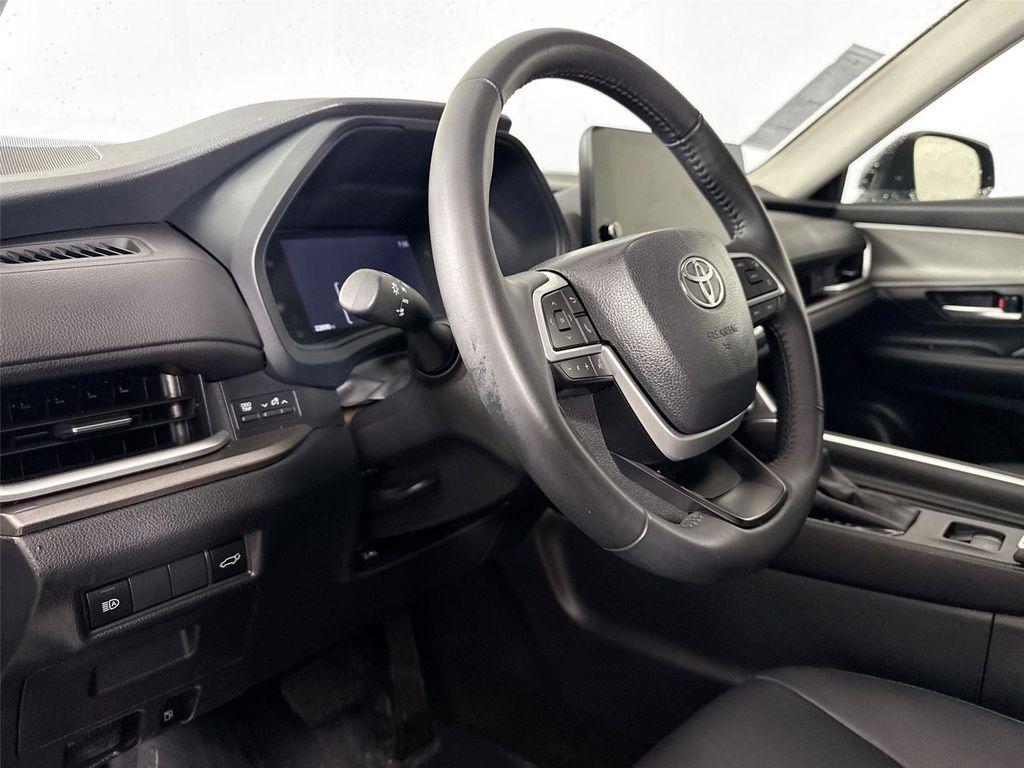 used 2025 Toyota Grand Highlander car, priced at $48,800