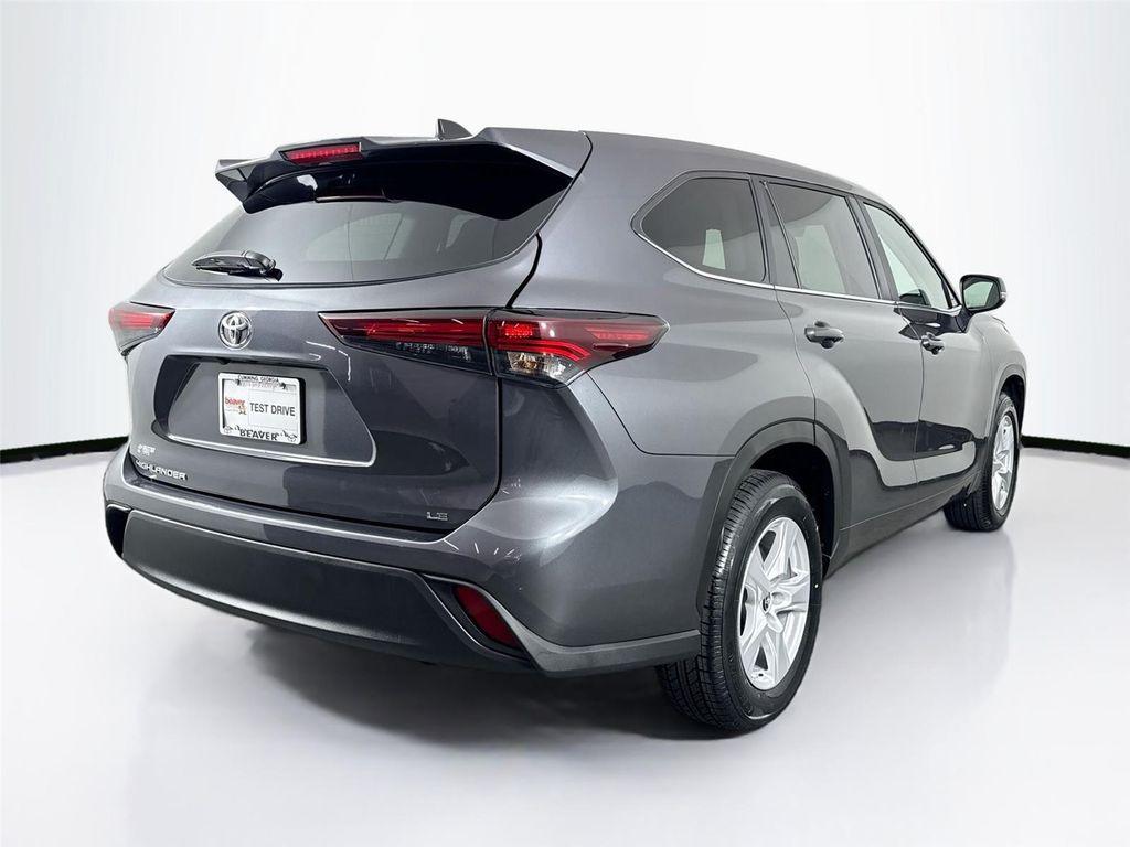 used 2025 Toyota Highlander car, priced at $38,000