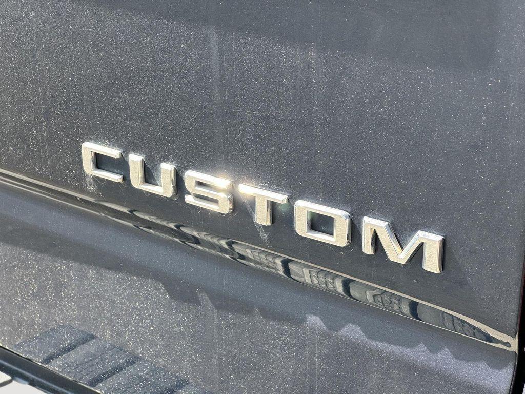 used 2021 Chevrolet Silverado 1500 car, priced at $25,000