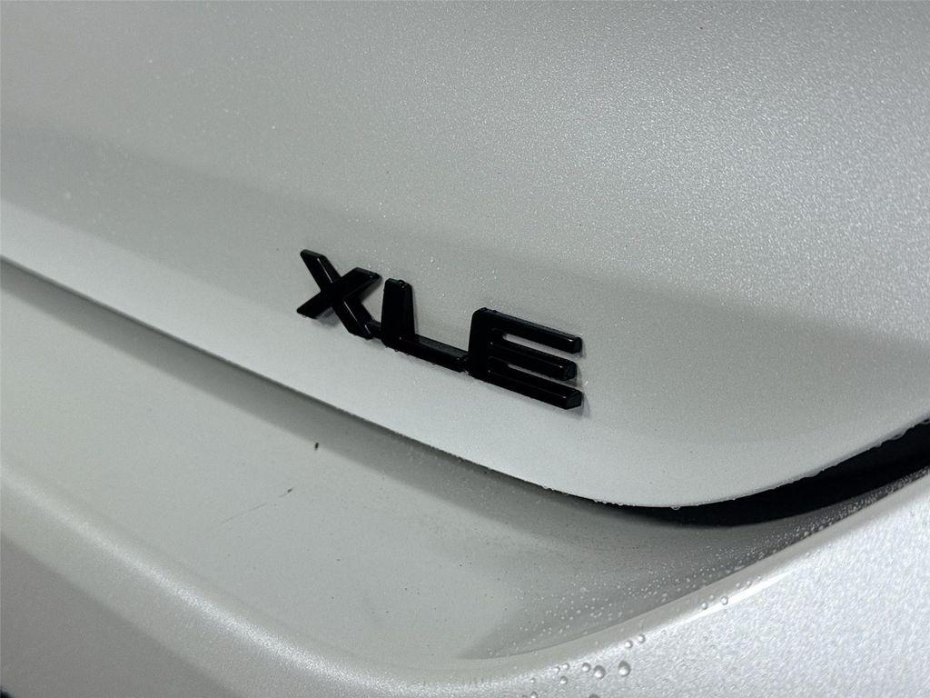 used 2025 Toyota Highlander Hybrid car, priced at $52,500