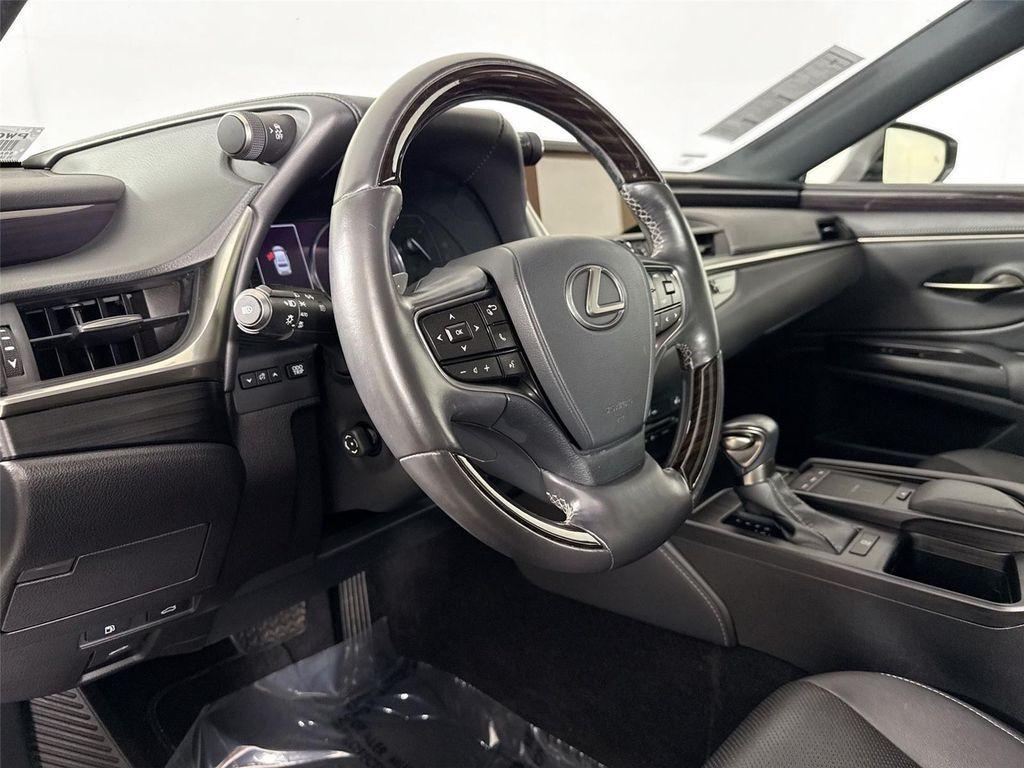 used 2021 Lexus ES 350 car, priced at $33,500