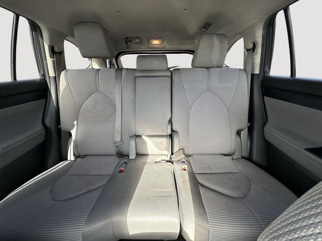 used 2021 Toyota Highlander car, priced at $22,000
