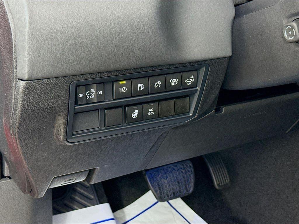 new 2025 Toyota Tundra Hybrid car, priced at $73,183