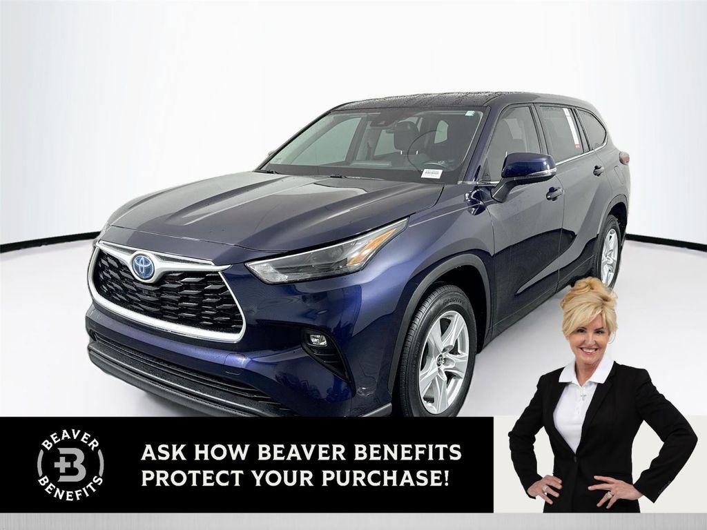 used 2022 Toyota Highlander Hybrid car, priced at $27,800