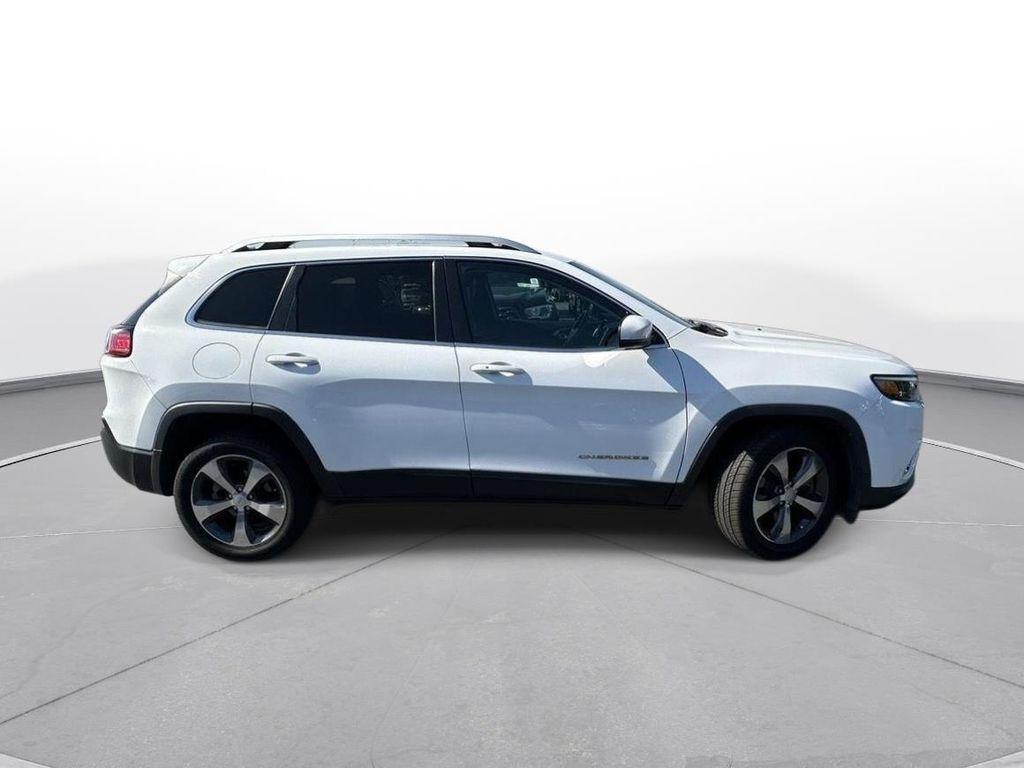 used 2020 Jeep Cherokee car, priced at $17,000