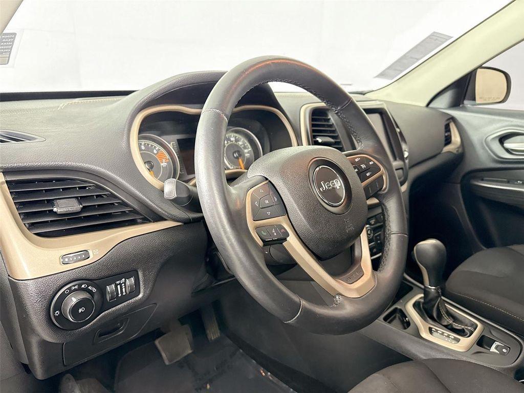 used 2016 Jeep Cherokee car, priced at $7,000