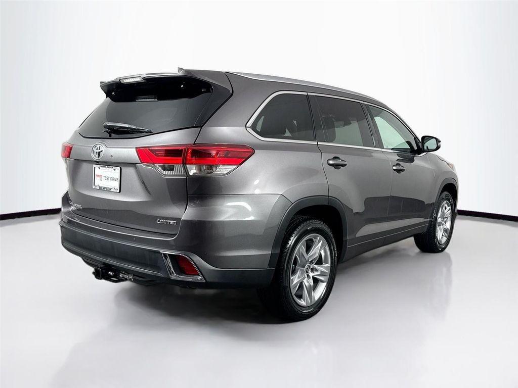 used 2017 Toyota Highlander car, priced at $24,500