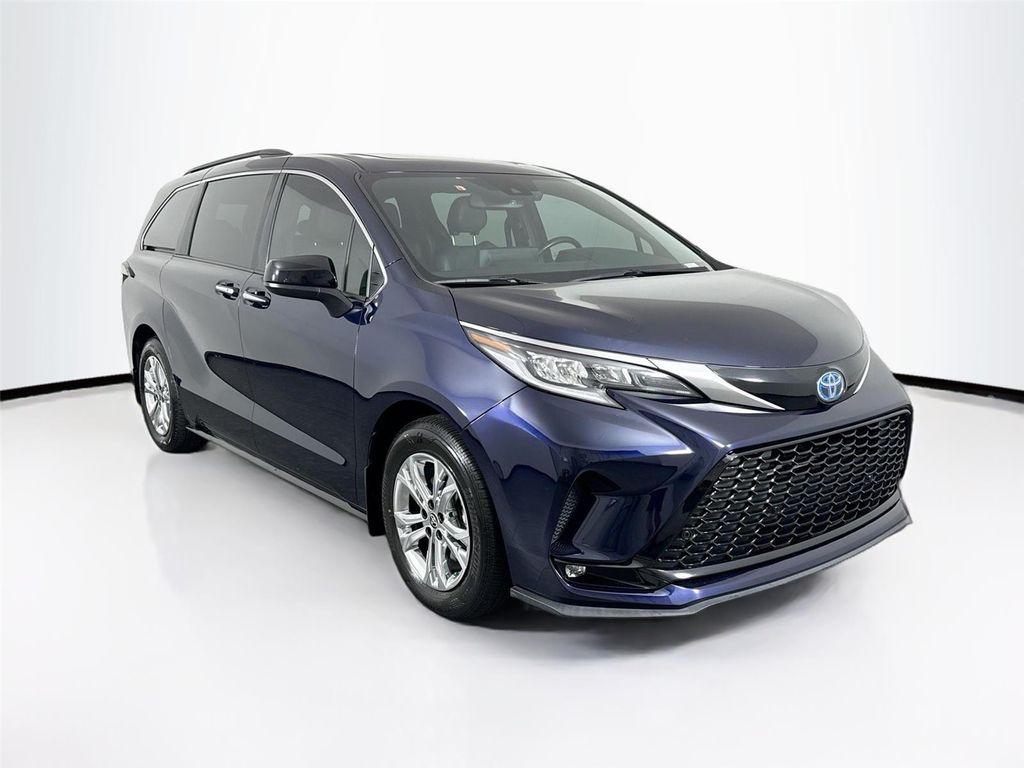 used 2022 Toyota Sienna car, priced at $44,500