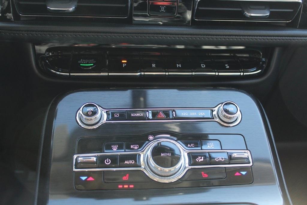 used 2023 Lincoln Nautilus car, priced at $35,981