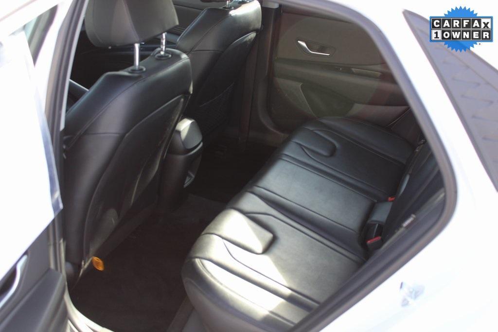 used 2024 Hyundai Elantra car
