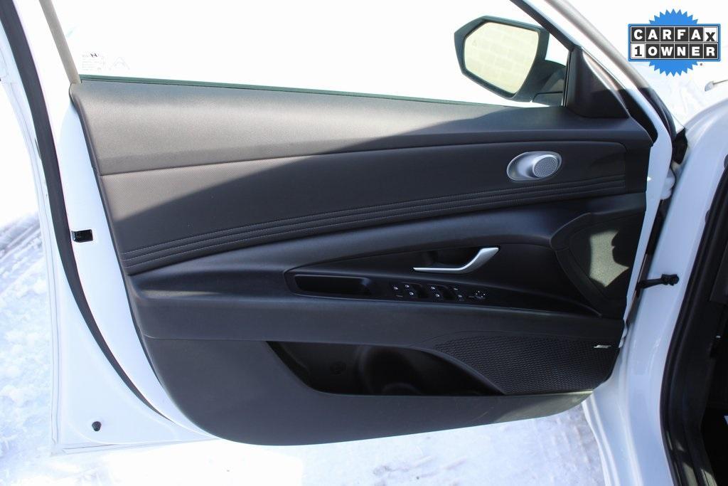 used 2024 Hyundai Elantra car