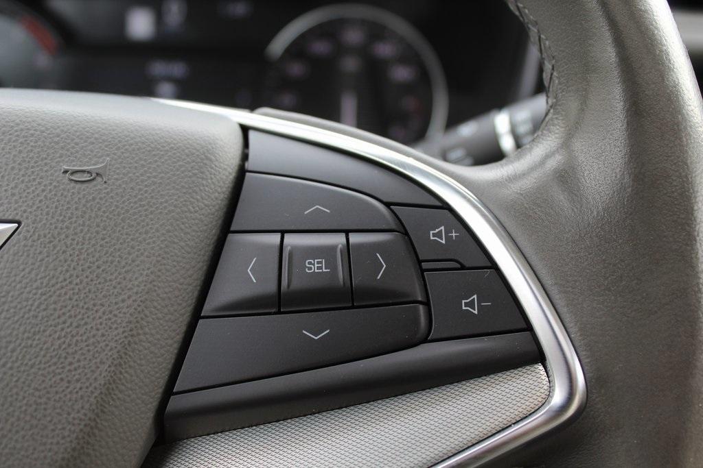 used 2023 Cadillac XT5 car, priced at $37,988