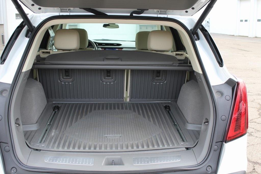 used 2023 Cadillac XT5 car, priced at $37,988